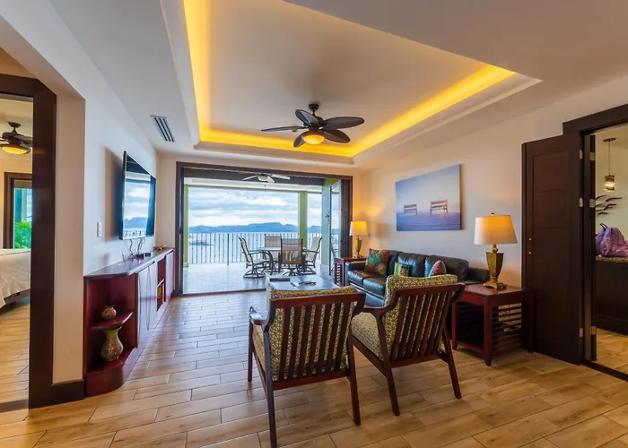 360 Splendor 207f-ocean View Residence-breakfast Included!